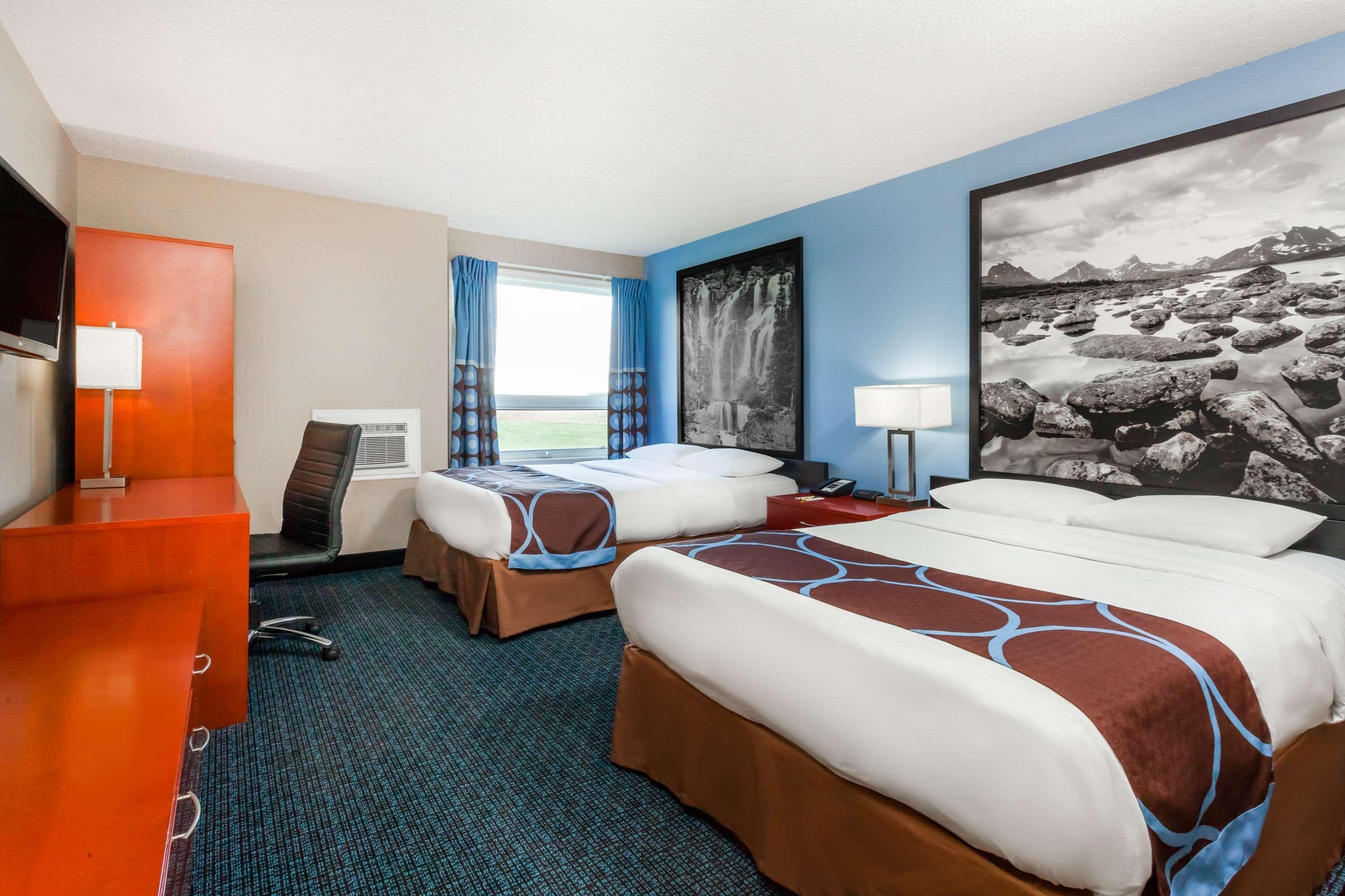 ซูเปอร์ 8 บาย วินด์แฮม เชอร์วูด พาร์ค/เอ็ดมันตัน แอเรีย Hotel ภายนอก รูปภาพ